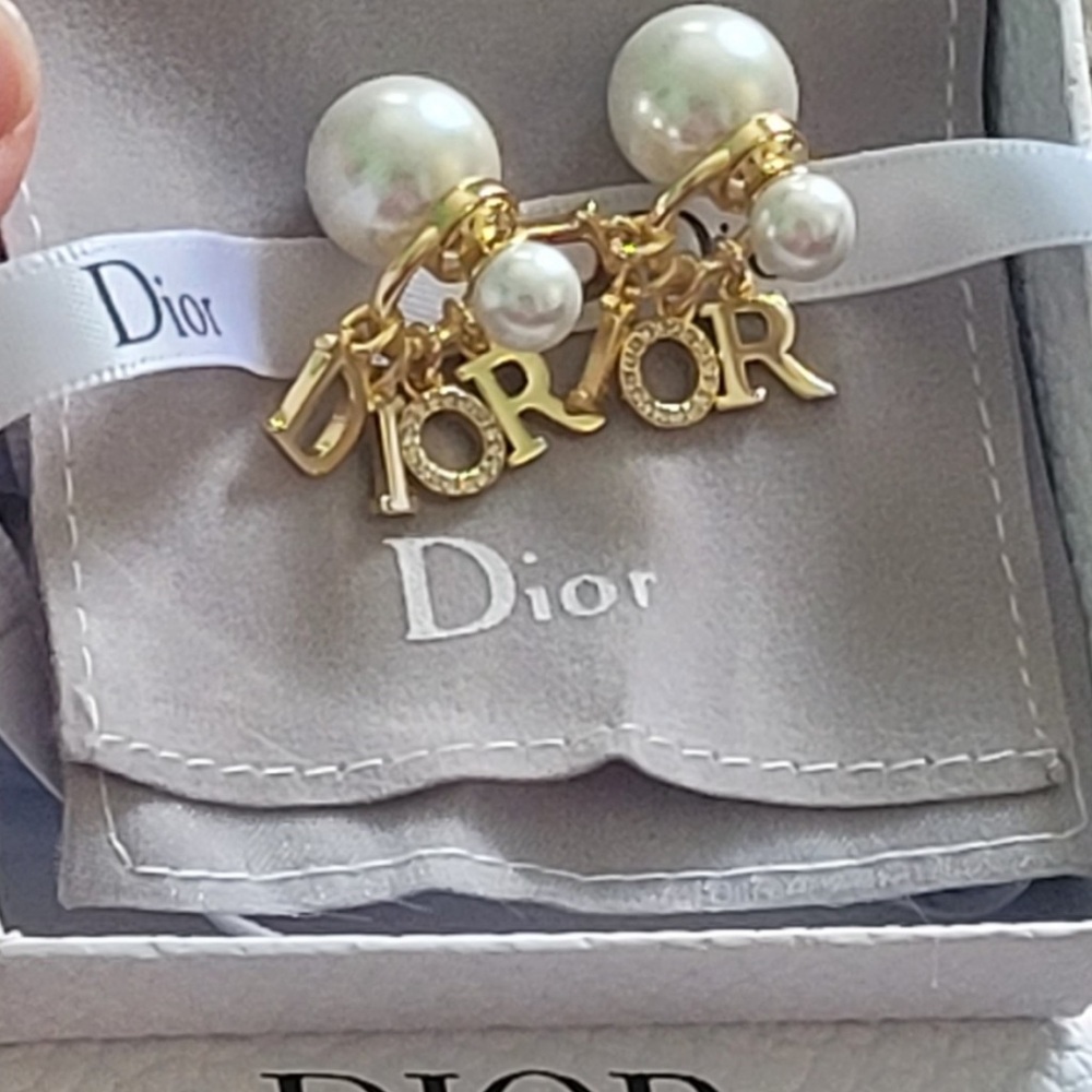 Dior - Picture 3 of 10